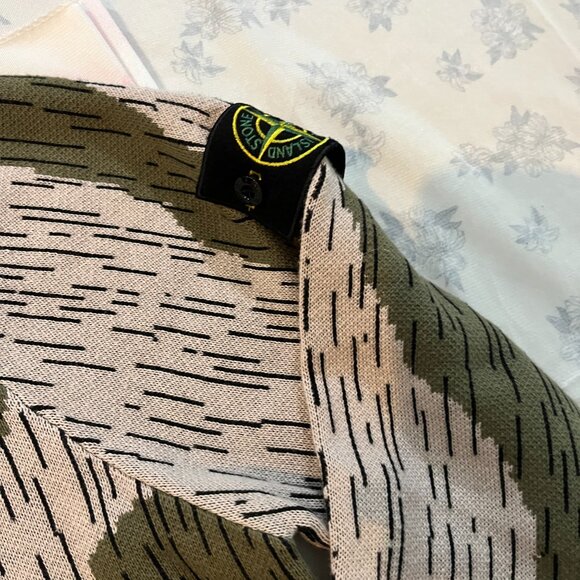 Stone Island Camouflage Jacquard Knit Sweater - Picture 3 of 7